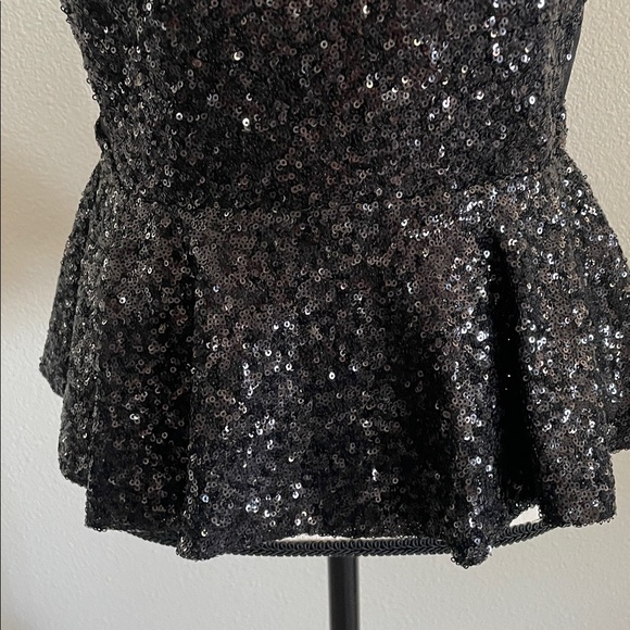 ♥️Foreign Exchange♥️ Elegant Black Sequin Peplum Top Size (Large) - Picture 4 of 9